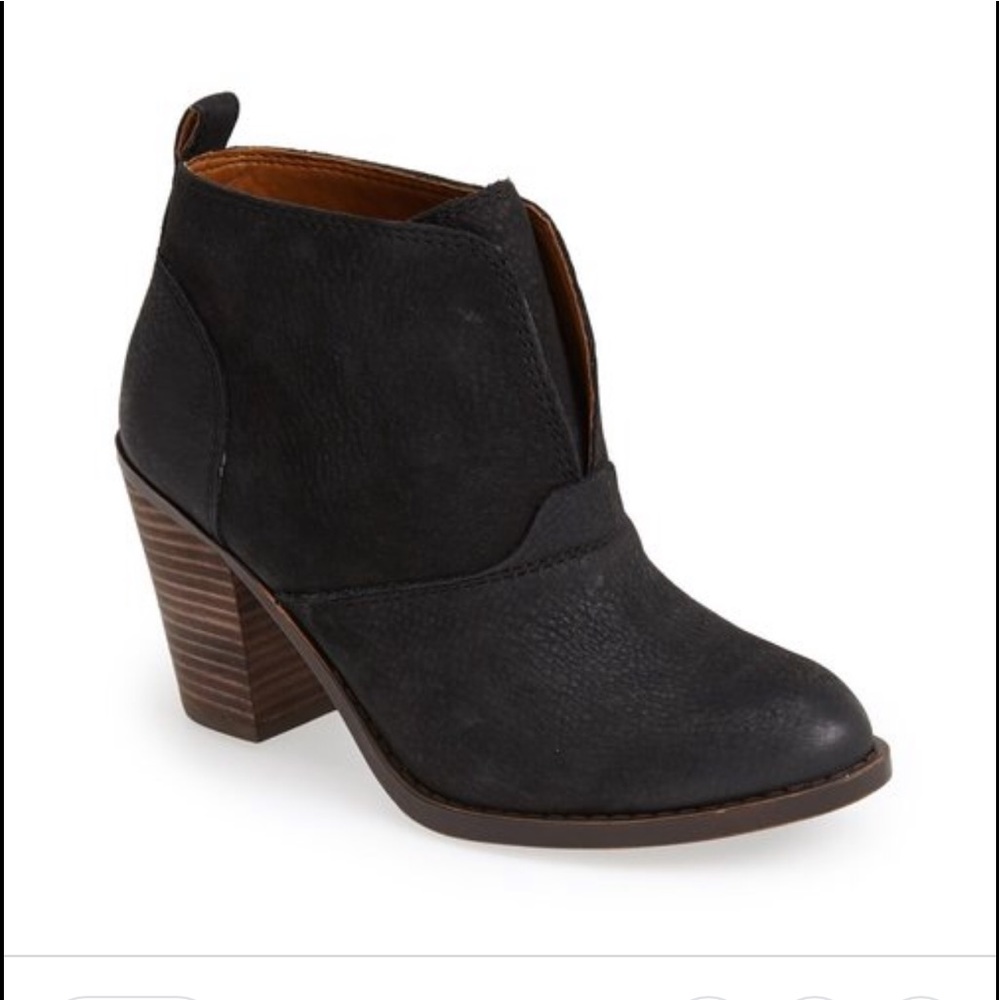 Lucky black leather boots!
